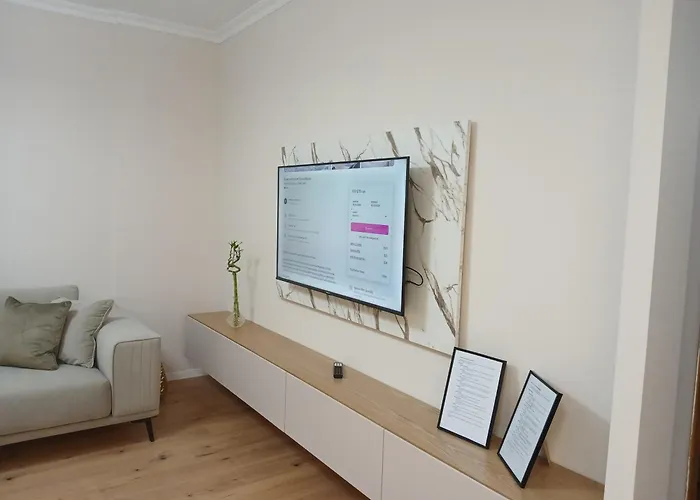 Apartman Magnolia's Yzberishti